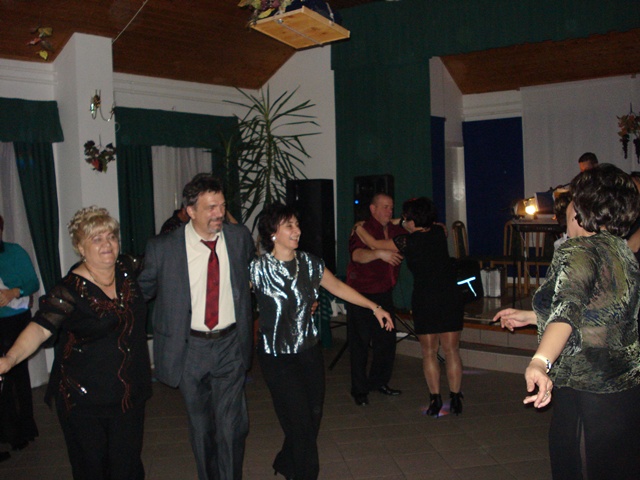 Bálozunk